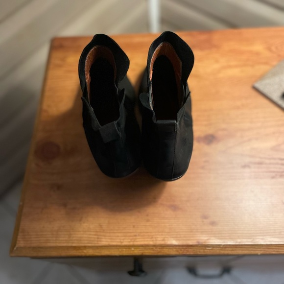 Lucky Brand black booties sz 7.5 medium clog ankle heels black exterior - Picture 13 of 13